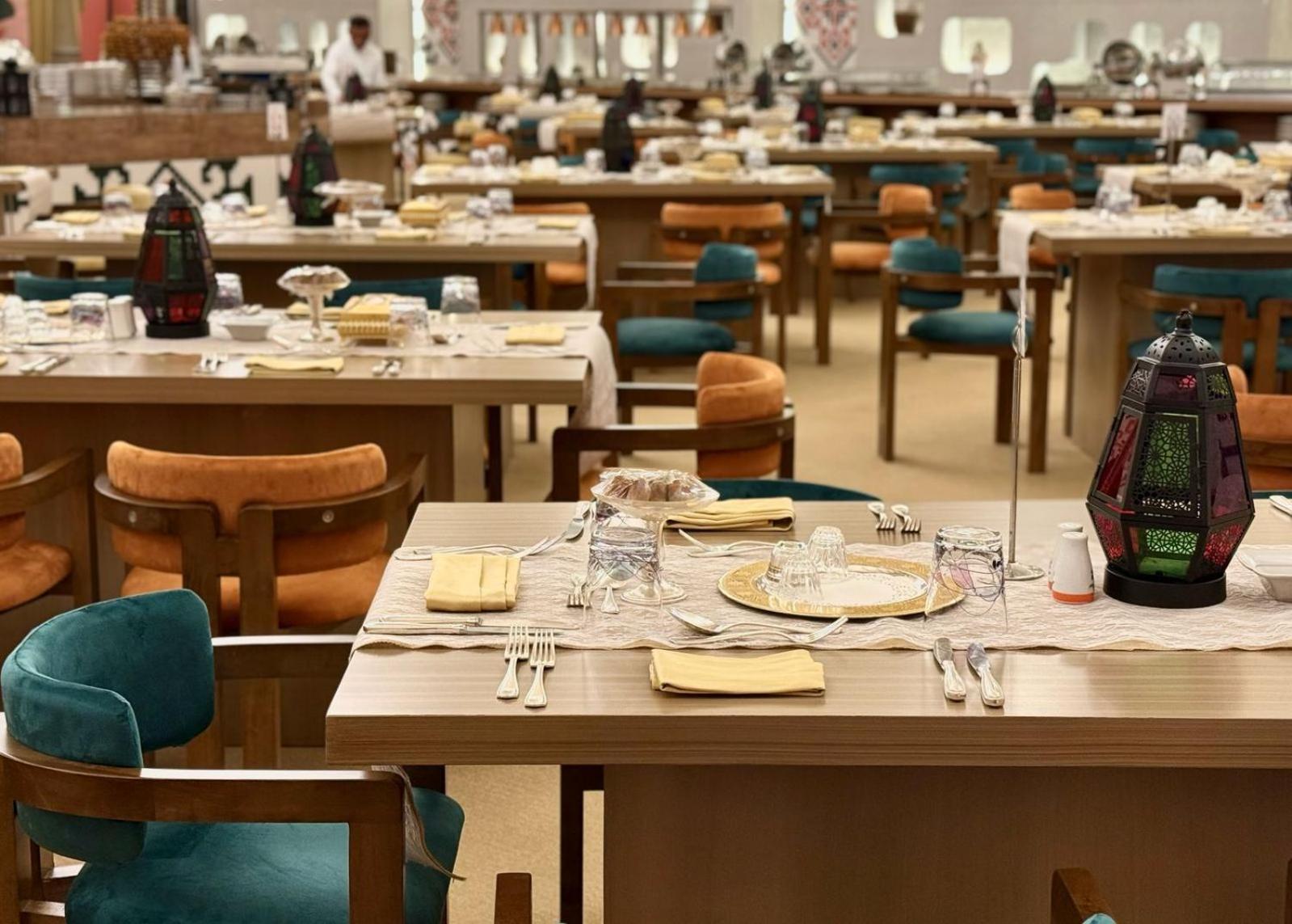 Отель The Venue Jeddah Corniche Экстерьер фото The dining room at the Emirates Lounge at Dubai International Airport